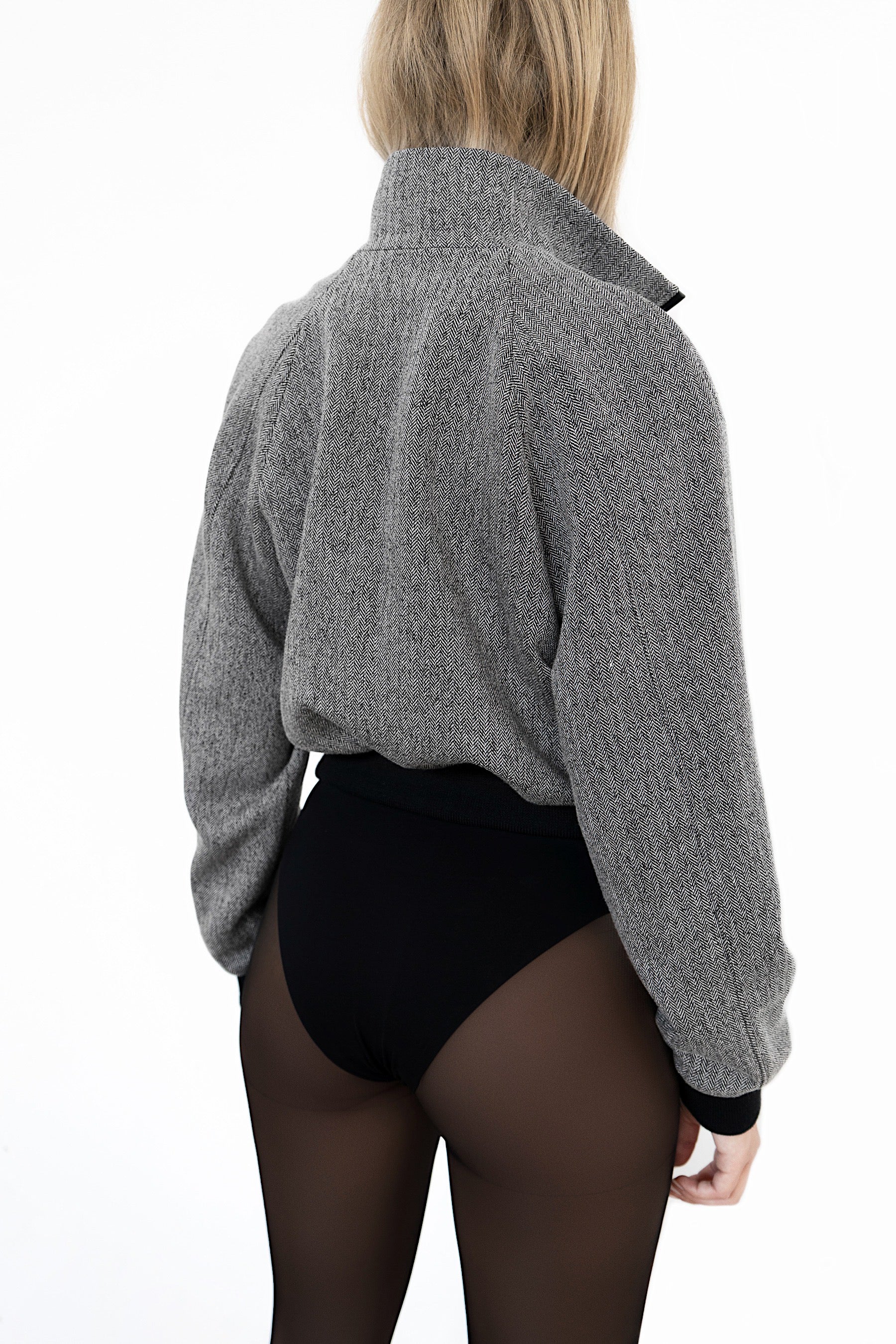 GREY BOMBER JACKET 01